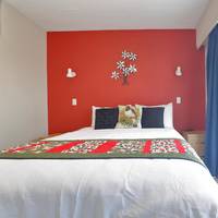 Aden Motel