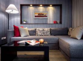 Hotel B