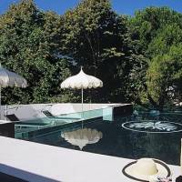 M Glamour Hotel