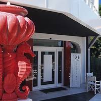 M Glamour Hotel