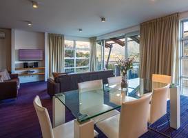 Element Escapes Luxury Apartments