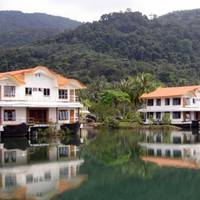 Aunchaleena Beach Front Resort