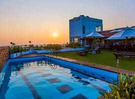 Refresh Hotel Hikkaduwa