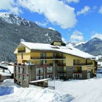 Hotel & Club Bellevue