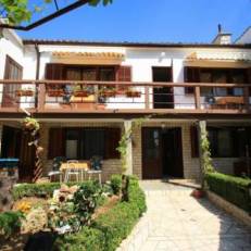 Three-Bedroom Apartment Selce near National park