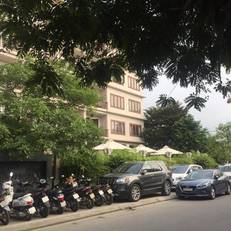 Sunshine Hotel