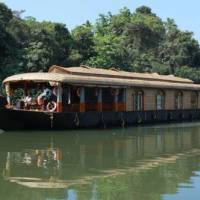 Indraprastham Houseboats