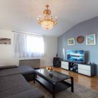 Apartment Aljinovic