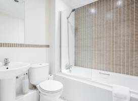 Roomspace Serviced Apartments - Royal Swan Quarter