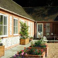 Stonehenge Cottages