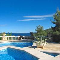 Villas Stone House Poplat