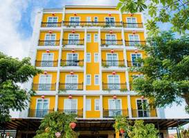 Royal Riverside Hoi An Hotel