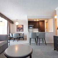La Grande Residence at the Sutton Place Hotel