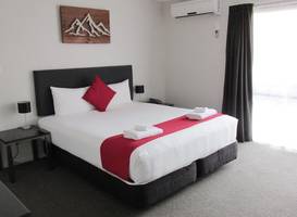 136 On Bealey Motel