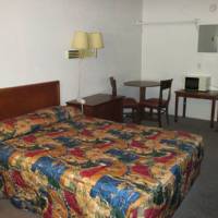Budgetel Inn & Suites