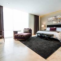 Square Small Luxury Hotel