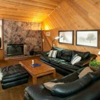 RedAwning Snowcreek Condo
