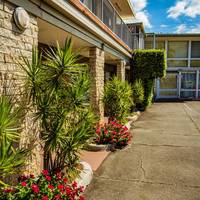 Tropicana Motel