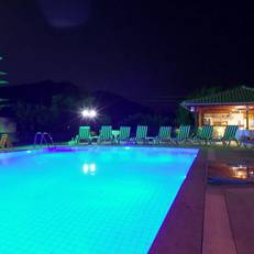 Yaprak Hotel