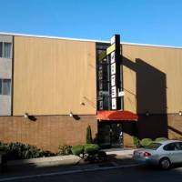 University Motel Suites