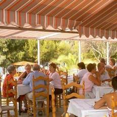 Petit Village Hotel