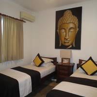 Courtyard Hotel & Apartment Apt