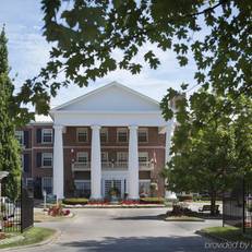 Queens Landing Inn