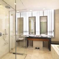 Boulevard-St Giles Premier Hotel