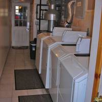 Boston Zee Paragon Suites