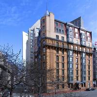 Courtyard By Marriott Boston Copley Square