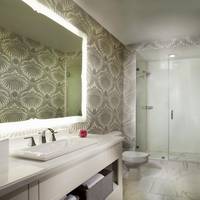 The Silversmith Hotel & Suites