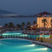 Wow Beach Club 