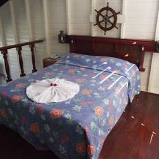 Crow'S Nest Resort
