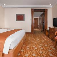 Holiday Inn Galleria Manila