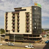 Holiday Hotel
