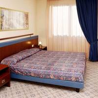 Holiday Aparthotel