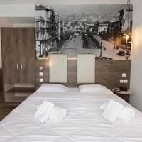 Metropolitan Hotel