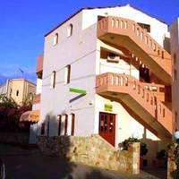 Karavanos Apartments