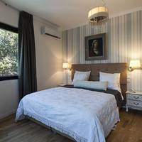 Ophir Hotel