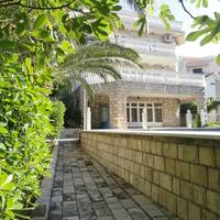 Gregovic Apartments