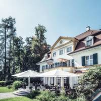 Biohotel Schlossgut Oberambach (Munsing am Starnberger See)