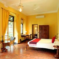 Old Harbour Hotel