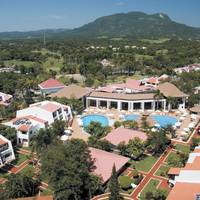 BlueBay Villas Doradas