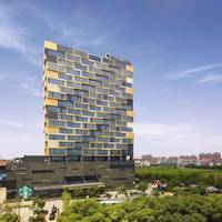 The QUBE Pudong (ex Howard Johnson Hotel Chuansha Shanghai)