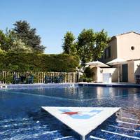 Newhotel Bompard