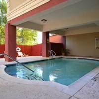 Comfort Suites Hotel