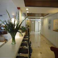 Lusky Hotel Rooms & Suites