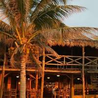 Faro Viejo Hotel