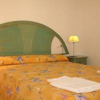 Topacio Apartments