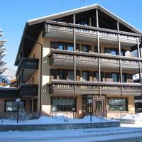Binelli Garni Hotel